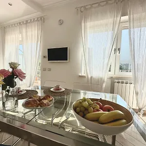  Apartment Terrazza Sul Parco Italy